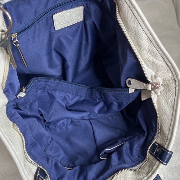 Rowallan White & Navy Leather Tote Bag With Metal Logo Plate - Picture 7 of 16
